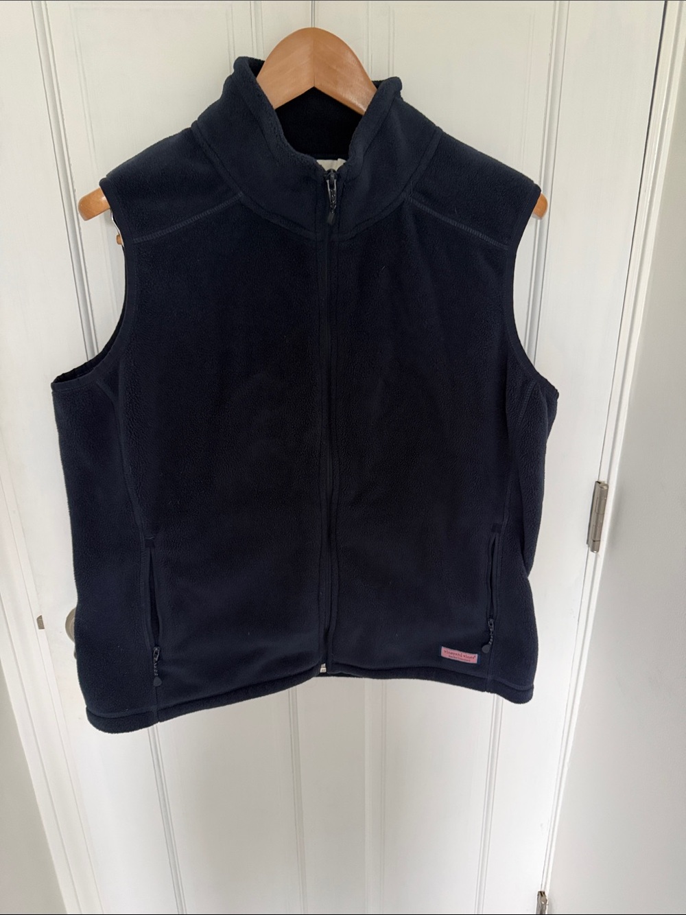 Vineyard Vines women’s Navy Fleece Vest